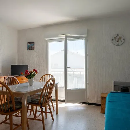 Le Petit Nid De Saint Pierre - A 100 M De La Apartament *